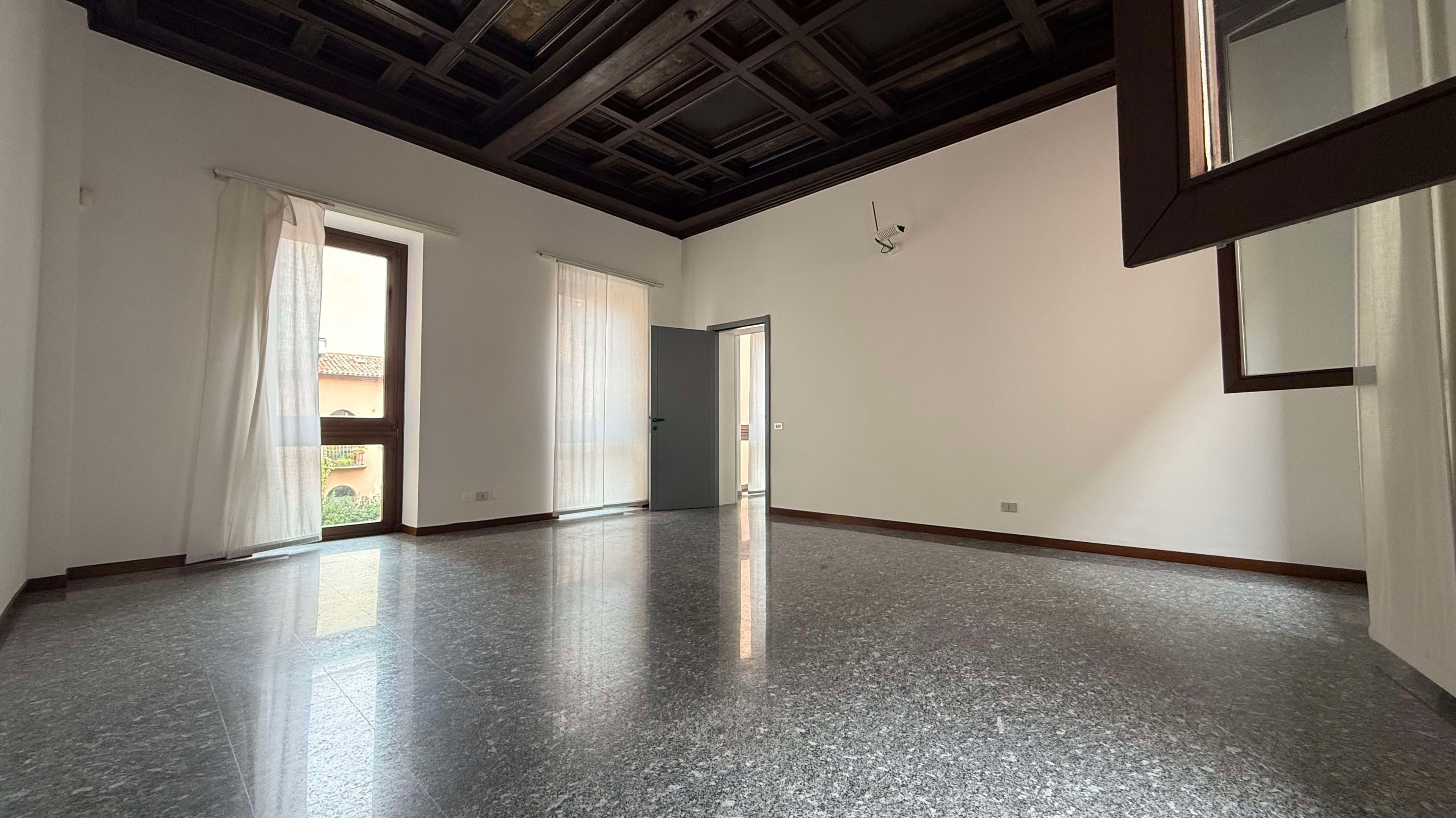 Quadrilocale in affitto in Monza