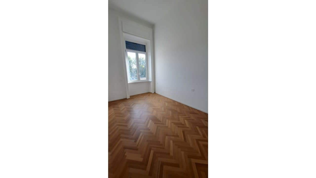 Trilocale ristrutturato in Monza