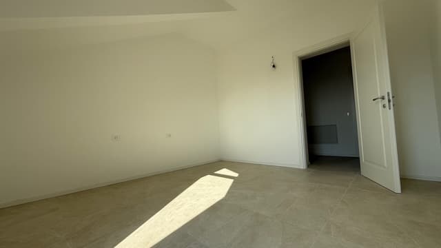 Attico ristrutturato in Monza